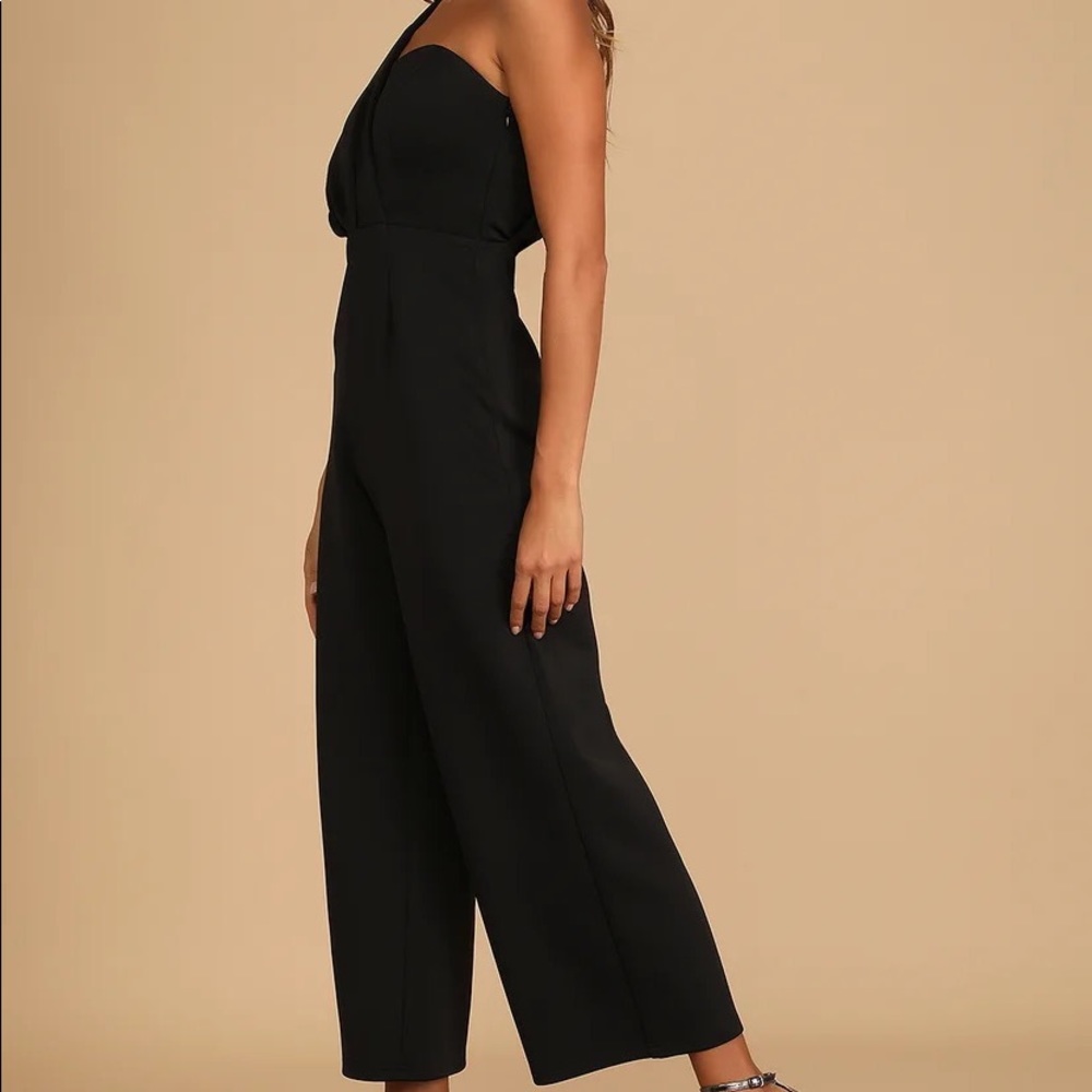 NWT Lulu’s Black One-Shoulder Wide-Leg Jumpsuit